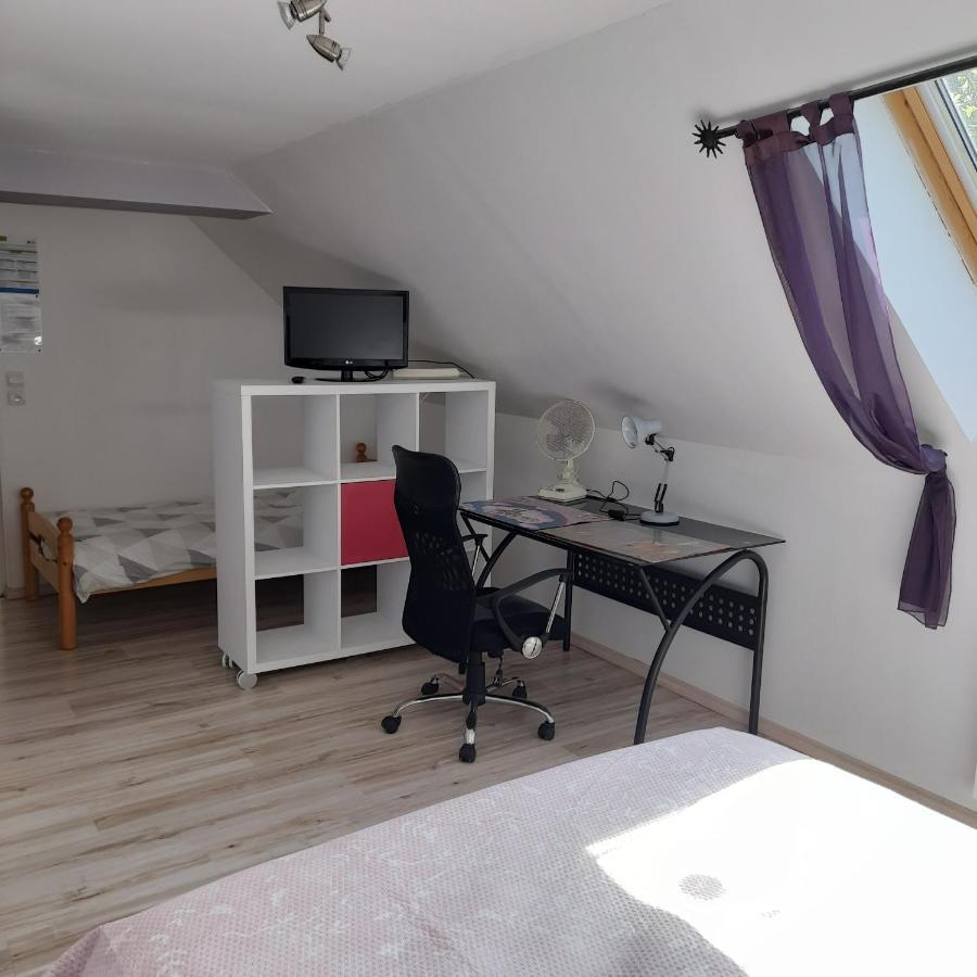 Un Petit Coin De Paradis Clairfontaine Ngoại thất bức ảnh